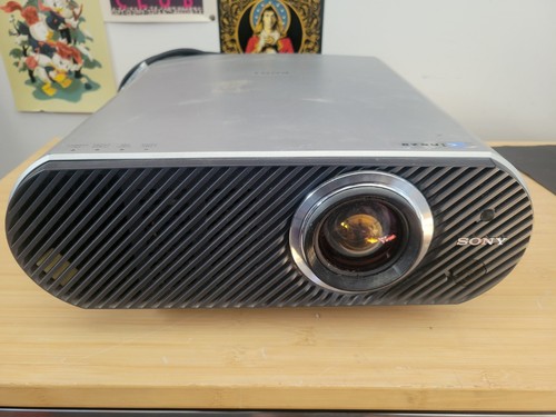 Proiettore lcd sony cineza - proiettore,